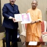 राज्य सूचना आयुक्त राजेंद्र सिंह की CM योगी से खास मुलाकात… कलम, कर्म और गायत्री साधना, अमर उजाला मेरठ के संपादक रहते बने राज्य सूचना आयुक्त